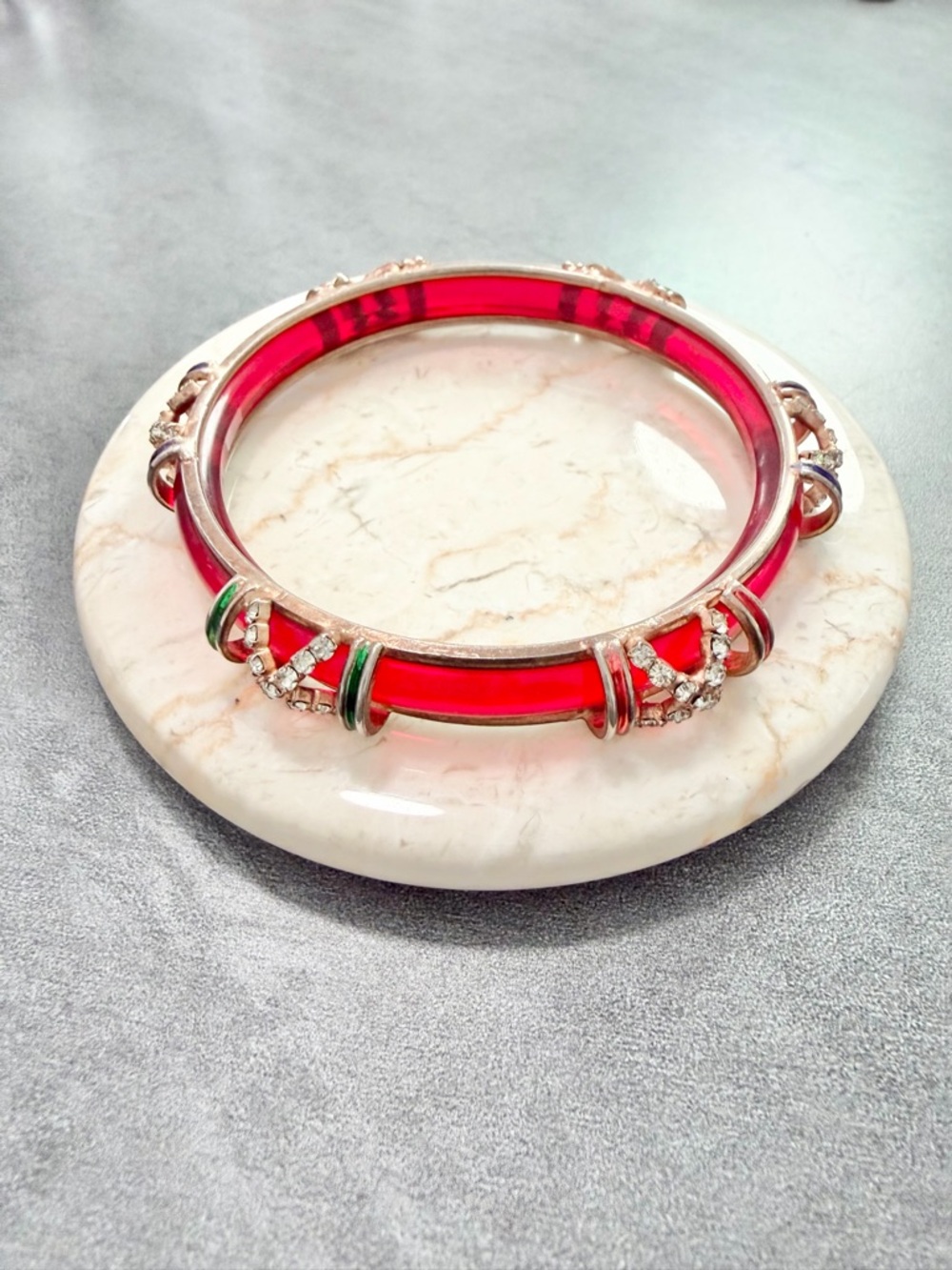 Vintage X Crystal Accent Bangle Bracelet Red Resin Lucite Enamel Gold Tone